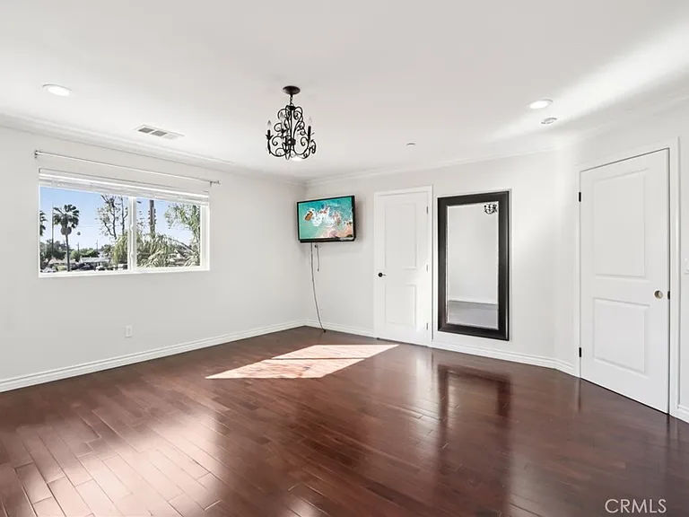 7659 Coldwater Canyon Ct — Photo 39