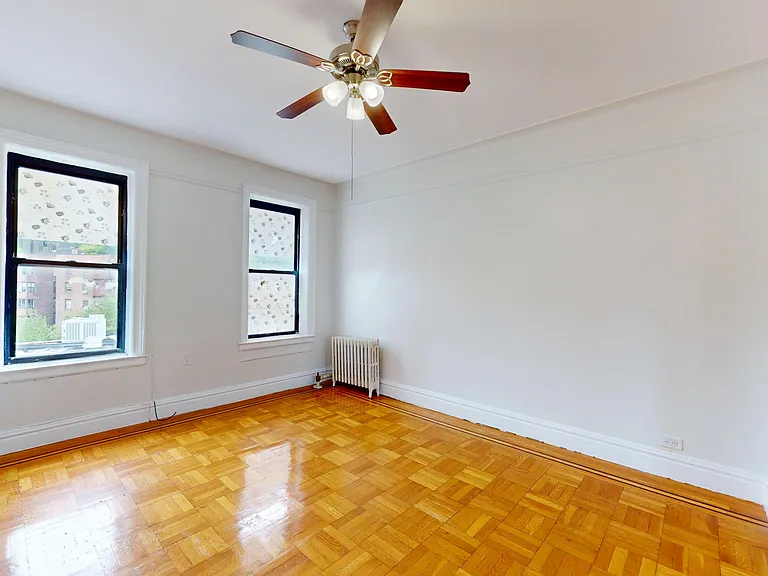 610 W 196th St #6A — Photo 5