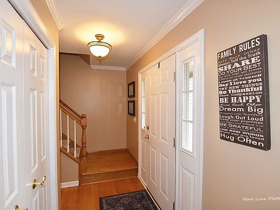 2nd image of 1139 Bradford Cir