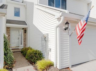 5 Triton Ct, Fairport, NY 14450