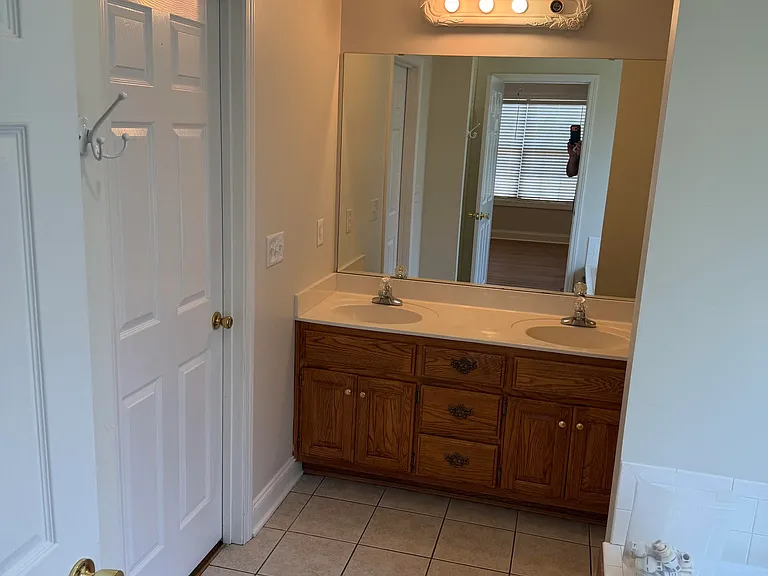 3448 Fair Oaks Ave — Photo 10