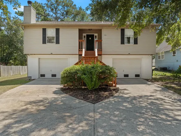 1905 Faulk Dr, Tallahassee, FL 32303