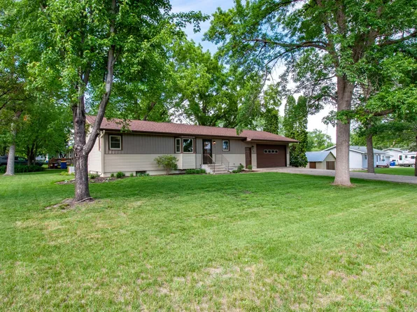 408 W Gilbertson St, Battle Lake, MN 56515