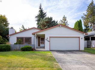 2735 Montello Ave, Hood River, OR 97031