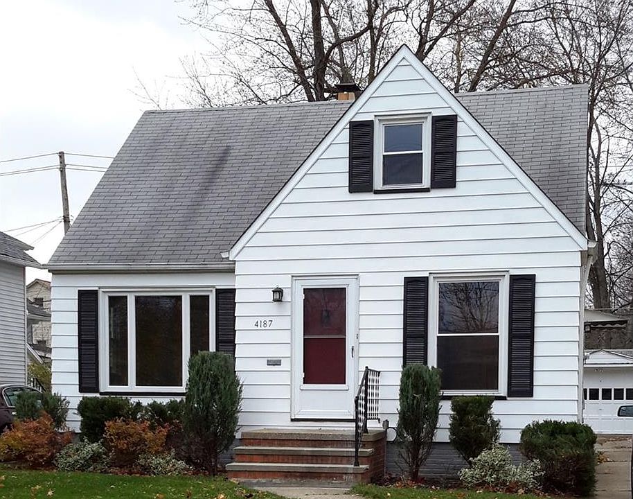 1st image of 4187 W 210th St