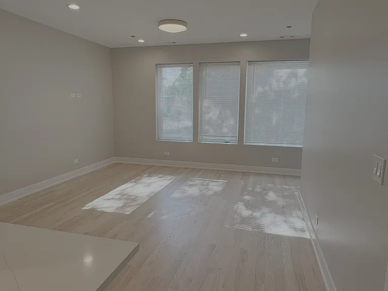 6455 S Saint Lawrence Ave #3 — Photo 10