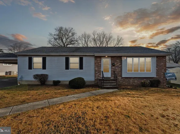 803 Greenwood Ave, Maple Shade, NJ 08052