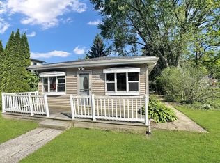 W346N5292 Elm Ave, Okauchee, WI 53069