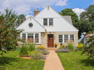 2315 Beverly Rd, Saint Paul, MN 55104