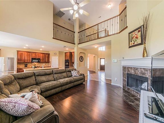 2nd image of 3900 Penny Royal Dr
