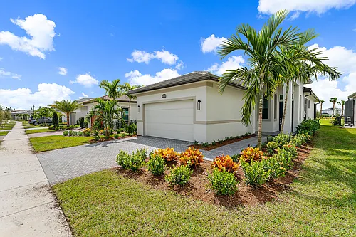 9333 SW Pepoli Way Photo 1