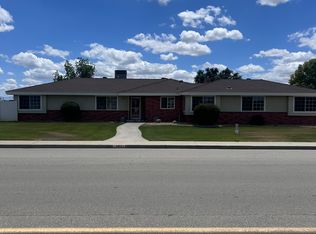 1912 Verdugo Ln, Bakersfield, CA 93312