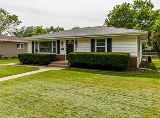 129 Reedwood Dr, Joliet, IL 60436