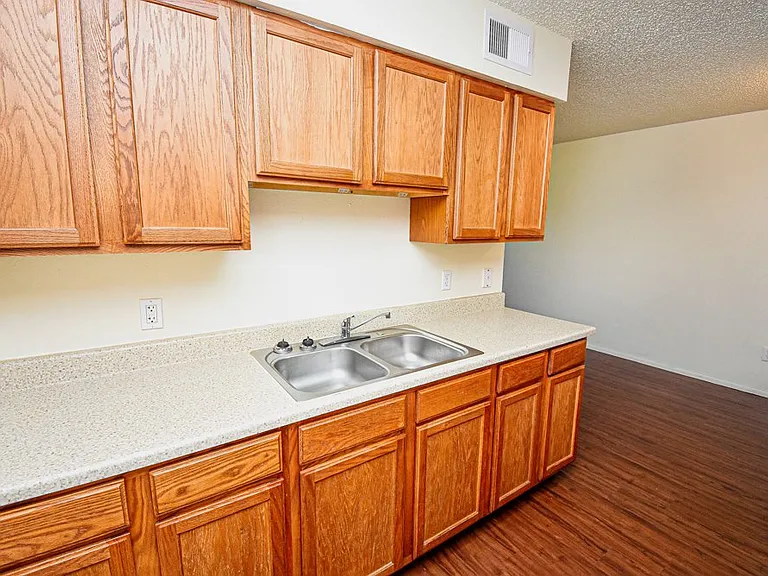 200 Daniel Dr — Photo 17