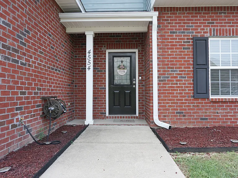 4554 Hermosa Rd — Photo 2