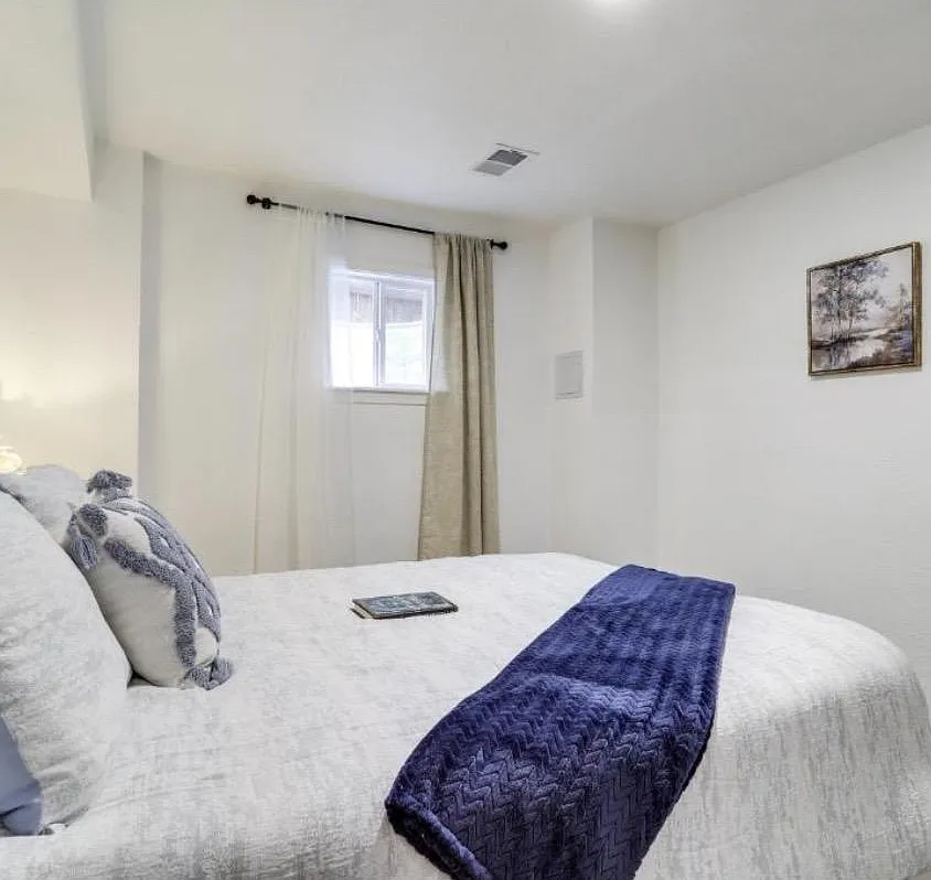 2 bed, 1.0 bath, 1200 sqft, $1,455 — Photo 1