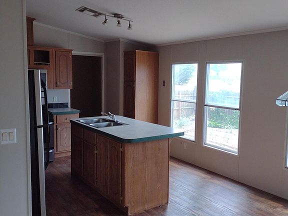 2nd image of 2610 Calle Del Los Claveles