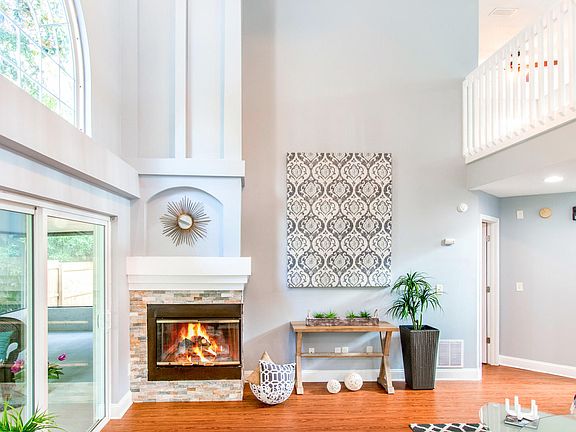 3rd image of 4457 Misty Dawn Ct S