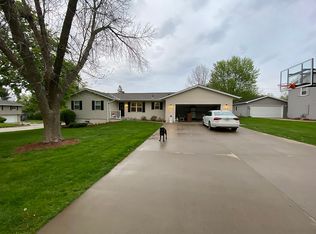 1840 Reed St, Grinnell, IA 50112