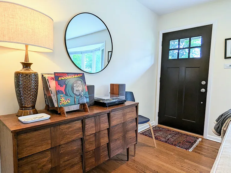 705 N Wille St — Photo 3