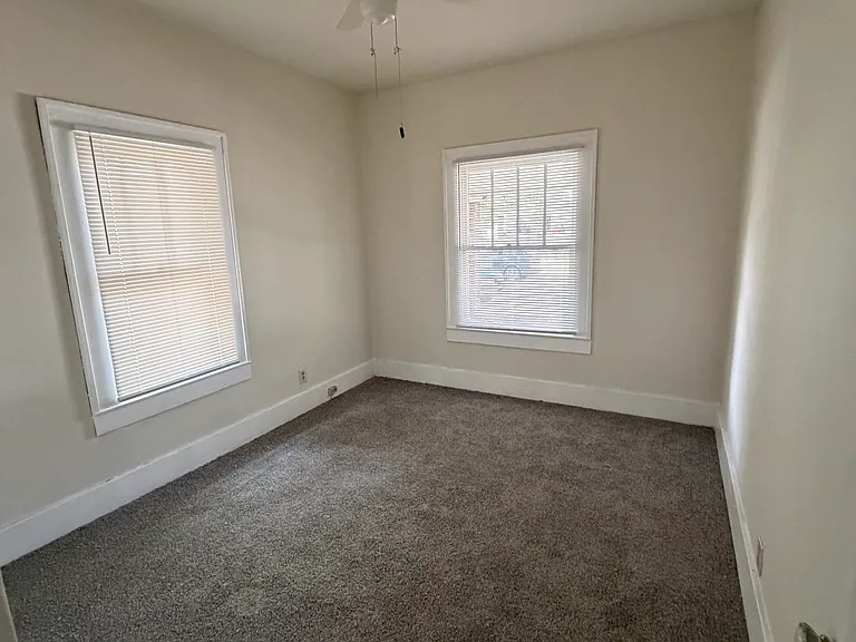 812 Denmark St — Photo 4