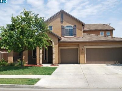 2712 W Tyler Ave, Visalia, CA, 93291