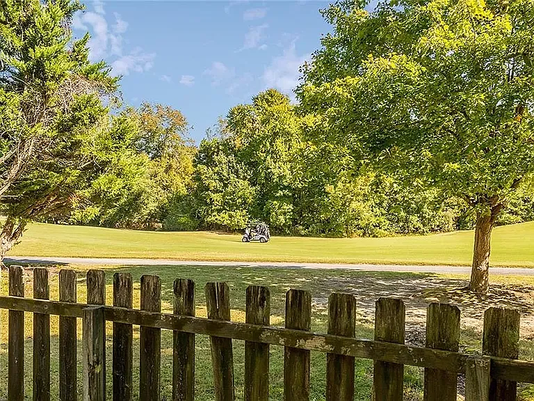 5106 Keswick Ct — Photo 34
