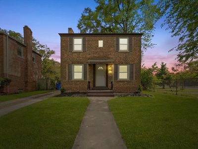 2501 E 97th St, Chicago, IL, 60617