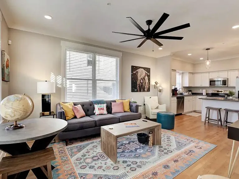 26 N McLean Blvd #101 — Photo 2