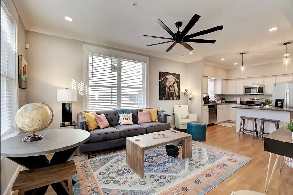 Building Photo - 26 N McLean Blvd #101