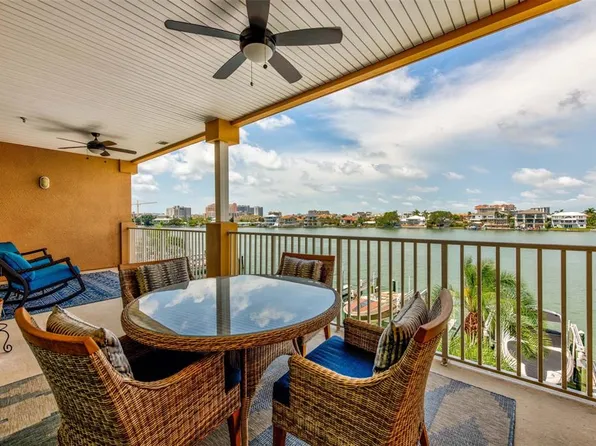 692 Bayway Blvd APT 303, Clearwater, FL 33767