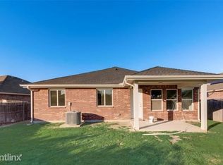 919R Johnson City Ave, Forney, TX 75126
