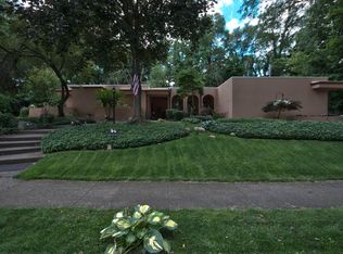 1348 Clayton Dr, South Bend, IN