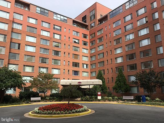 2nd image of 1111 Arlington Blvd APT 908