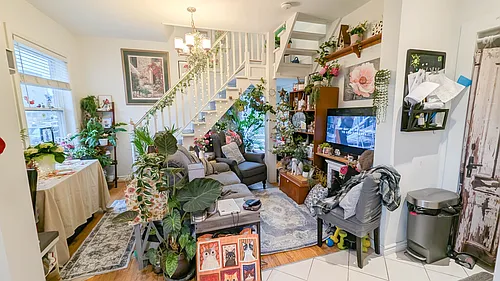 54 West Ave N Photo 1