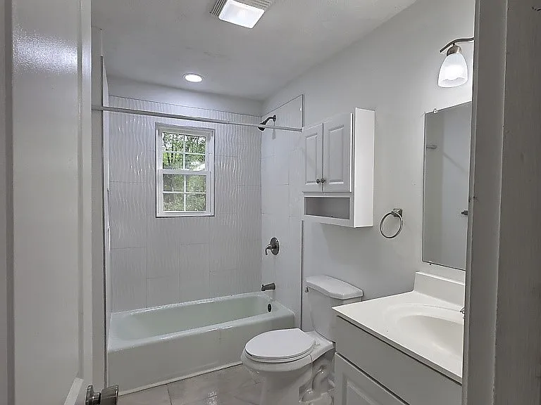 2532 Sourwood Dr — Photo 15