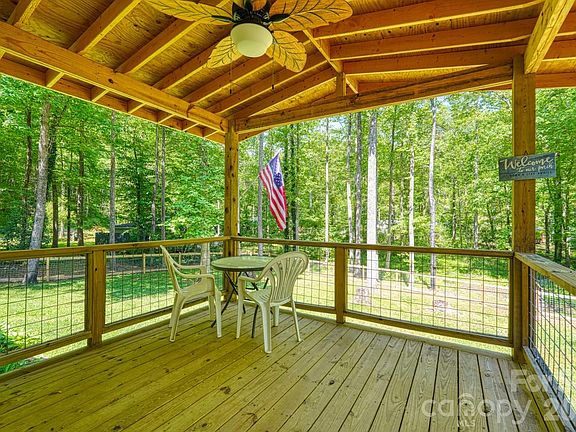 4th image of 123 Little Rock Way