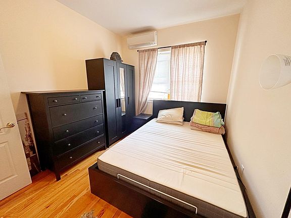 4th image of 71 Bay 28th St #2D