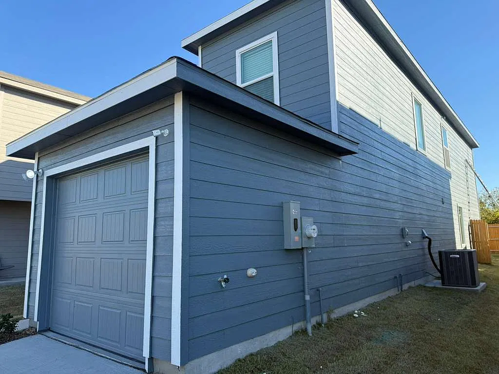 3 bed, 1452 sqft, $1,700 — Photo 3