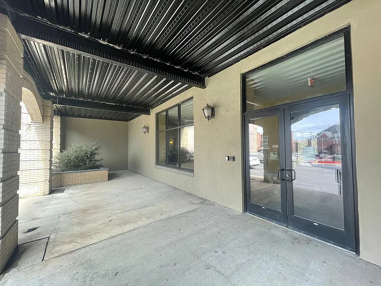 11 Fremont Street — Photo 15