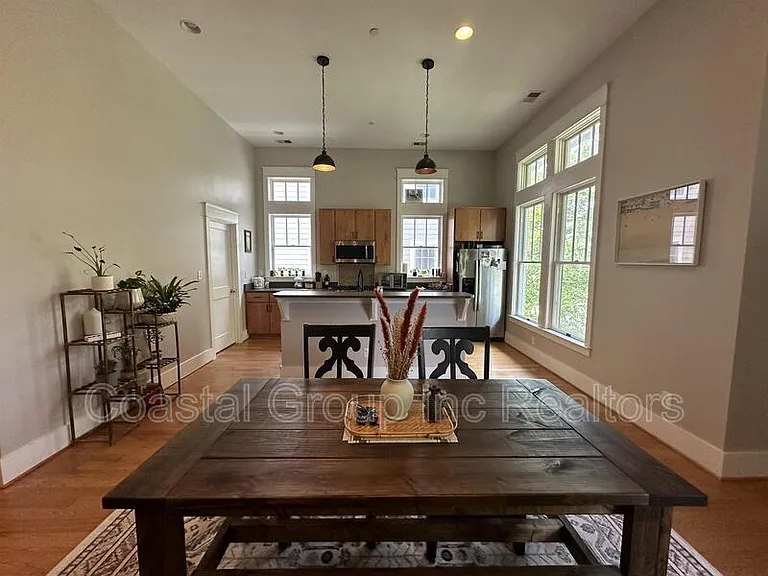 4635 Pleasant Ave #D — Photo 8