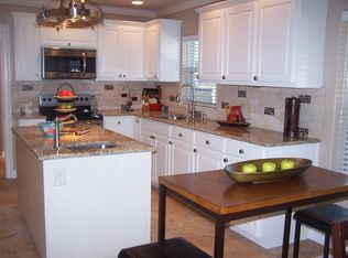 8035 Hunnicut Rd, Dallas, TX 75228