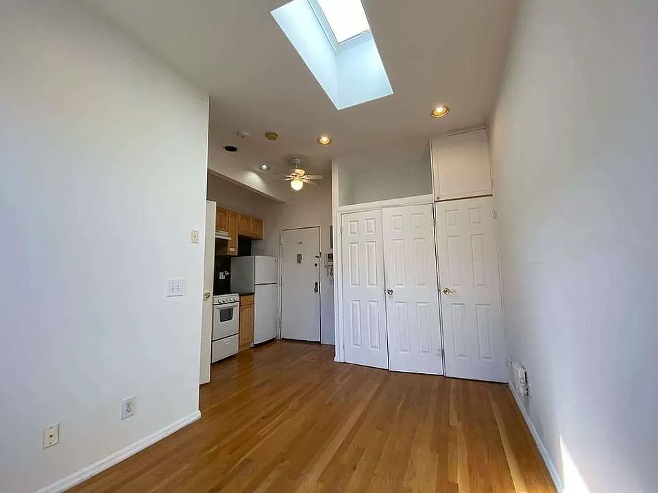 1st image of 82 W 105th St APT 5b