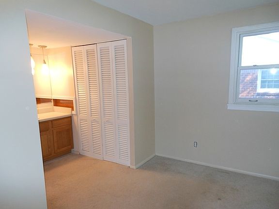 4th image of 10330 E Lawnhaven Dr