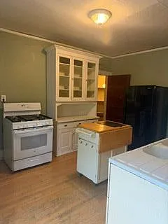 1815 N Oakland Ave #1819-2 — Photo 3