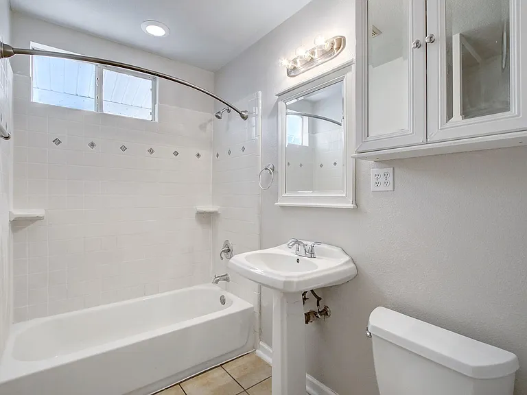 434 Schmeltzer Ln — Photo 16