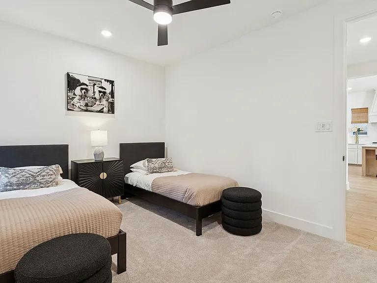 1117 Bradford St — Photo 31