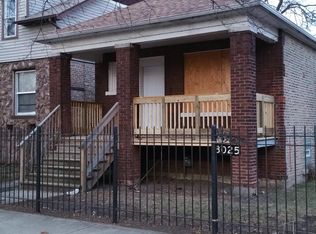 8025 S Marquette Ave, Chicago, IL 60617