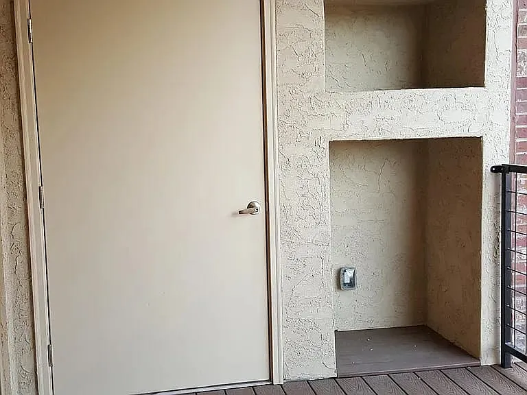 301 Inverness Way S — Photo 43