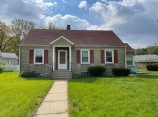 602 Parkovash Ave, South Bend, IN 46617